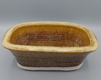 Natural bread baking mold, hand-turned
