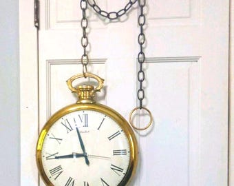 United Clock Corp. Model 40 Large 13" x 18" Pocket Watch Wall Clock - Works