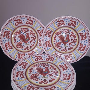 SET OF 6- Sur La Table 11" Plates Red Rooster Red Melamine 731612 New Never Used imagen 2
