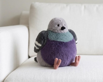 Strutton Pigeon Plush, Soft Bird Stuffed Animal, Cozy Room Decor, 22cm