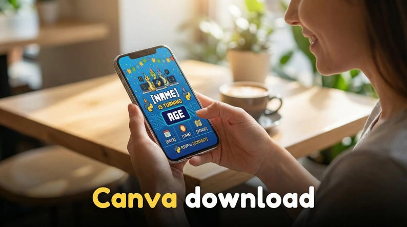 K&ouml;nnte beinhalten: Eine Person h&auml;lt ein Smartphone, das eine Geburtstagseinladungsvorlage anzeigt. Die Einladung hat einen blauen Hintergrund mit gelben und blauen Dekorationen. Der Text "[NAME] IS TURNING AGE" ist sichtbar. Das Bild enth&auml;lt auch den Text "Canva download".