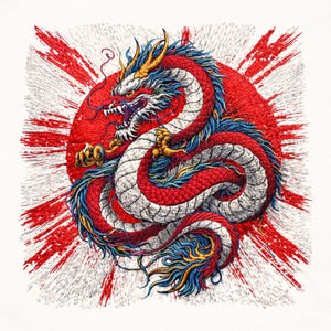 Puede incluir: Imagen bordada de un dragón rojo y blanco con detalles azules y dorados, enroscado frente a un diseño de sol rojo. El dragón tiene garras afiladas y la boca abierta, sobre un fondo blanco.