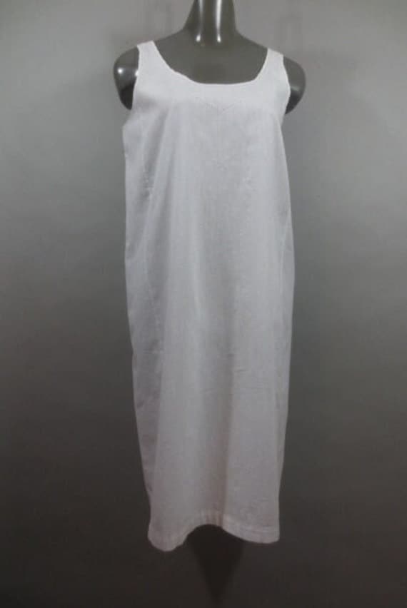 Vintage 1920's Light Weight Night Gown or Slip, W… - image 3