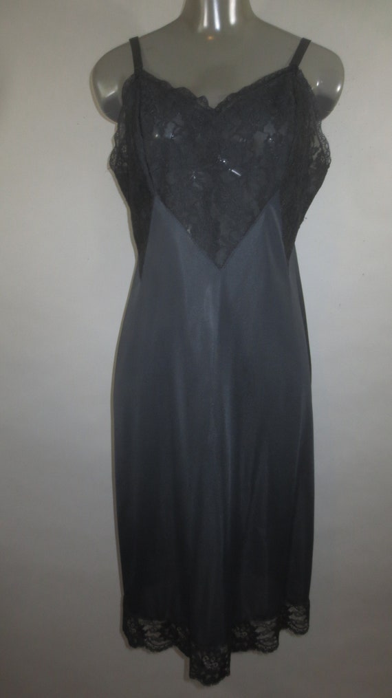Small 1950s Black Quilted Underpinning Slip