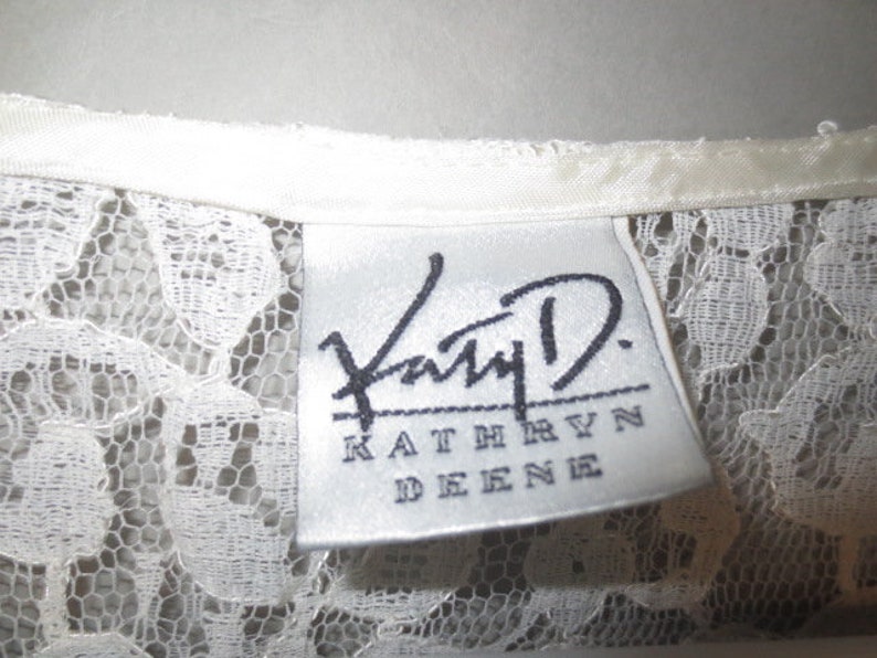 Side Slits Sleeveless Katy D Two Lace Button Closure Good Condition...L-XL Semi Sheer Vintage Lace TunicVest Cover-up