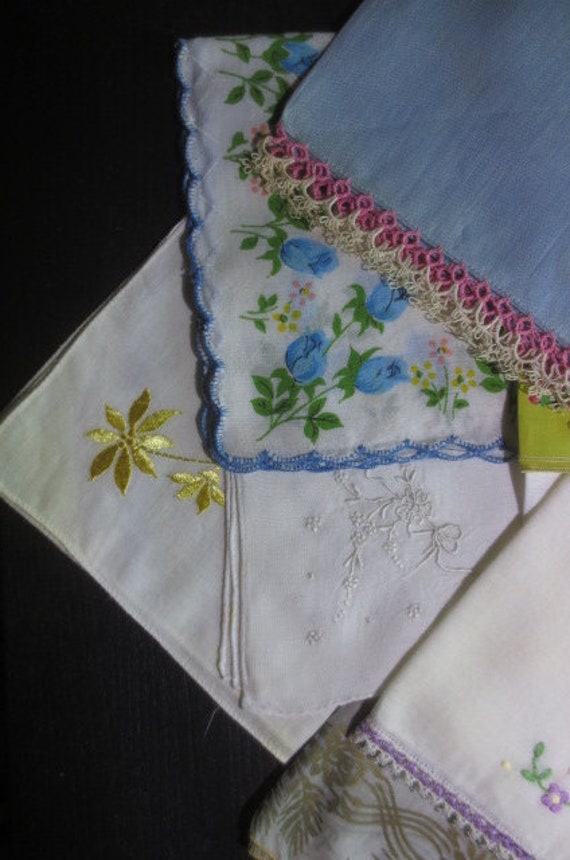 Vintage Handkerchiefs, Lot of 10 Hankies, Lace Ed… - image 2