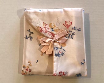 Vintage Handkerchief Holder, Screen Printed Taffeta, Satin Lining, Ribbon Bow, Fold Over, 3 Hankies Included
