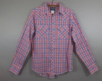 Vintage WRANGLER Western Shirt, Pearl Snaps, Front Snap Pockets, Red and Blue Plaid, Cotton Poly Blend Fabric, Fitted, Cowboy Shirt...Medium