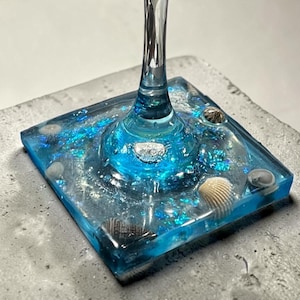 Coastal Resin Wine Glass with Built-In Coaster | Beach-Themed Stemware with Real Shells | Handmade Ocean-Inspired Gift | Unique Hostess Gift