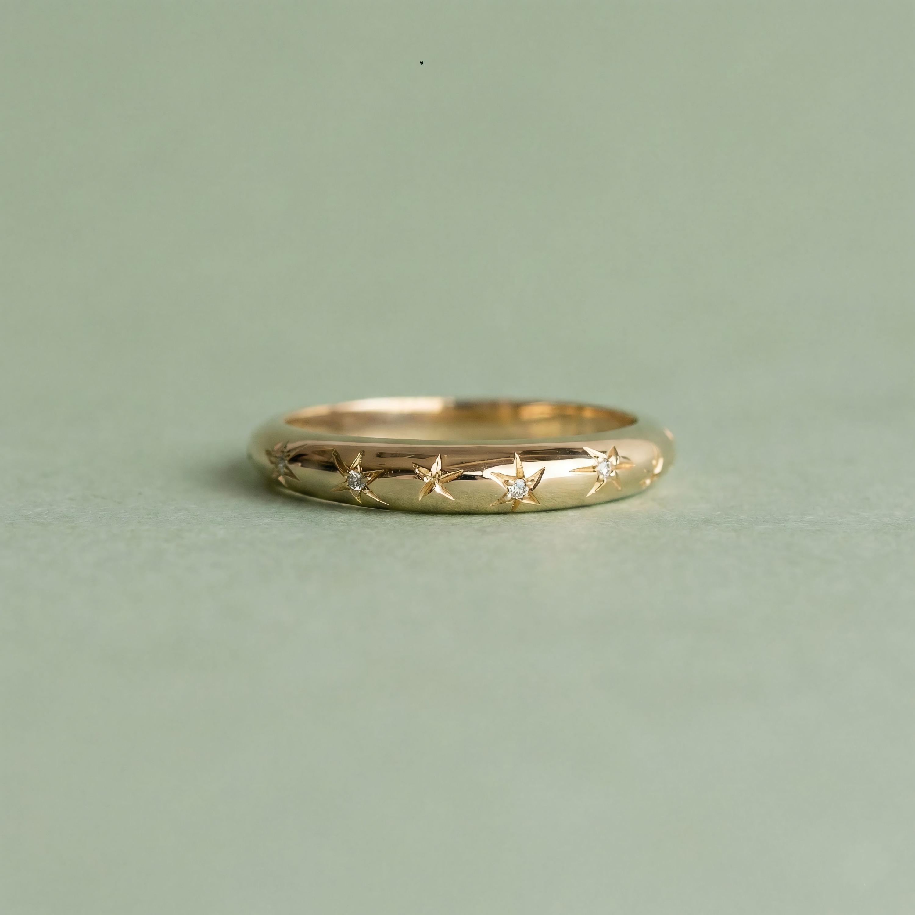 14K Solid Gold Starburst Ring Star Setting Round Diamond Celestial Ring Chunky Gold Dome Ring Dainty Ring Affordable Gifts For Her