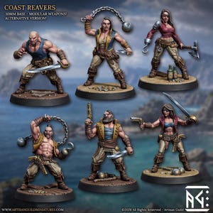 Puede incluir: Seis figuras en miniatura Coast Reavers sobre bases de 30mm, con armas modulares. El conjunto incluye personajes con espadas, mayales, ganchos y pistolas, vestidos con chalecos, pantalones y botas. Texto: COAST REAVERS, 30MM BASE - MODULAR WEAPONS! ALTERNATIVE VERSION!
