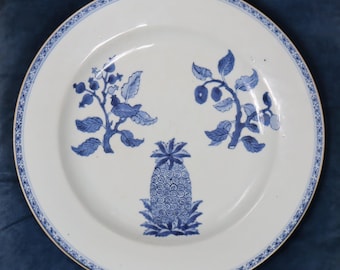 Chinese Blue & White Porcelain Large Dish, Qianlong (1736-1795)
