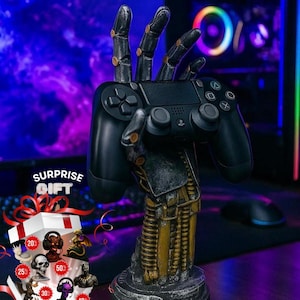 Soporte para control de juegos de mano robótica de ciencia ficción (STL) y regalo sorpresa - Modelo de escritorio para gamers (descarga digital)