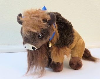 Bison soft plush stuffed animal, cute pet cuddly toy for kids, stuffed plush, room decor accent