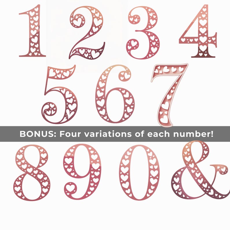 Op de afbeelding: Ros&eacute;gouden cijfers 0-9 en een ampersand, elk met een hartvormig uitgesneden ontwerp. De cijfers worden in verschillende lettertypen weergegeven. De tekst "BONUS: Four variations of each number!" wordt hieronder weergegeven.