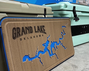 DeckZ Marine: Suelos para embarcaciones y tapas para neveras portátiles personalizadas