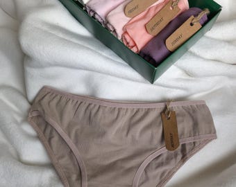 Conjunto de bragas de algodón: bragas con los días de la semana, caja de regalo