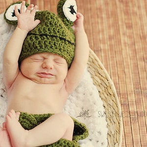 Crochet Pattern Frog Hat and Diaper Cover PDF image 4