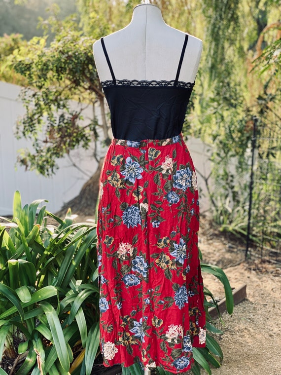 Captivating Vintage Red Floral Long Skirt - Timel… - image 7