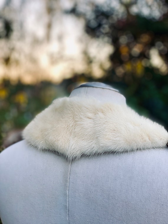 Vintage Two-Toned Minky Fur Collar - Luxurious an… - image 6