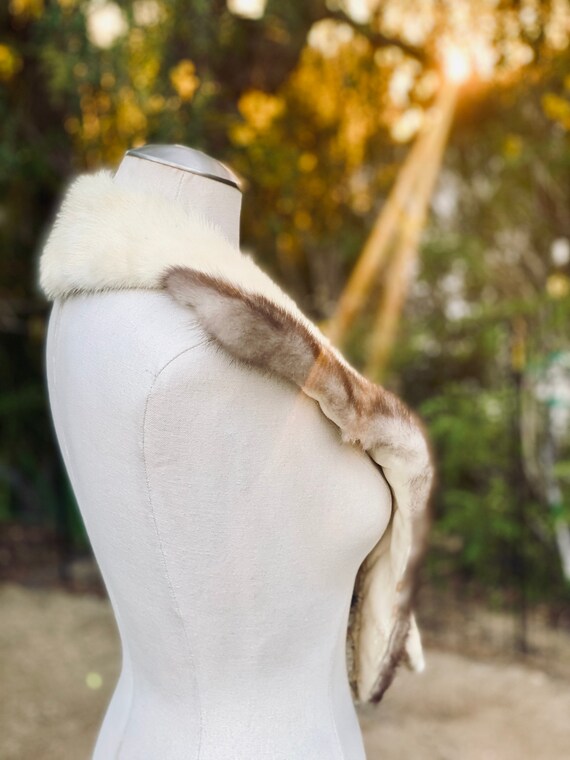 Vintage Two-Toned Minky Fur Collar - Luxurious an… - image 5