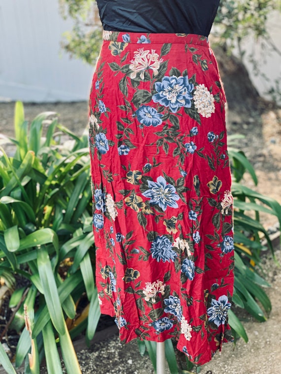 Captivating Vintage Red Floral Long Skirt - Timel… - image 3