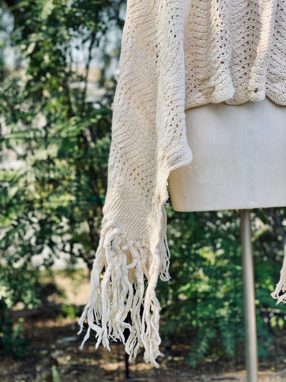 Vintage Boho Cream Knit Shawl Scarf - Hand-Knitti… - image 8