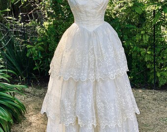 Vintage Adeline of California Corset Tiered Lace Floral Embroidery Wedding Gown