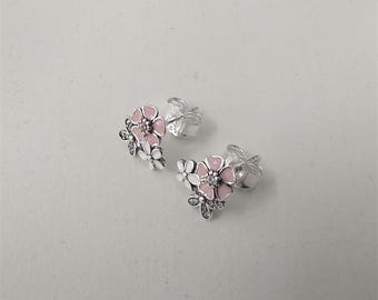 Pendientes Pandora Poetic Blooms de plata de ley 925