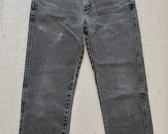 Vintage verontruste jeans met studs 30 x 30 grijze denim cropped jeans herwerkte punkrock leugens grunge denim punk festivaljeans
