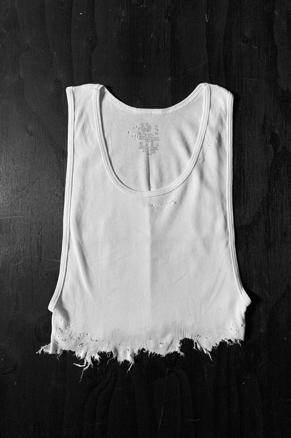 PUNK ROCK Lies White Ribbed Distressed Cut off Underboob Crop Tank Top Fruit of Loom Ripped Thin Grunge Tee Biker Moto T Shirt Large/xl - Etsy PUNK ROCK Lies White Ribbed Distressed Cut off Underboob Crop Tank Top Fruit of Loom Ripped Thin Grunge Tee Biker Moto T Shirt Large/xl - Etsy