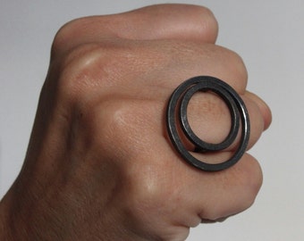 Contemporary handmade ring "O2" made in oxidized silver