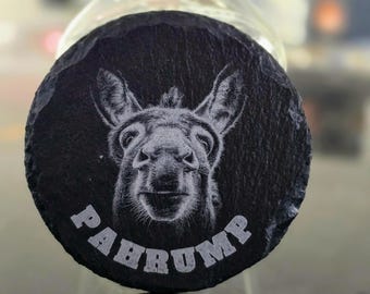 Posavasos redondos de pizarra Pahrump Burro – Posavasos de piedra natural grabados con láser – Decoración moderna para el hogar y el bar