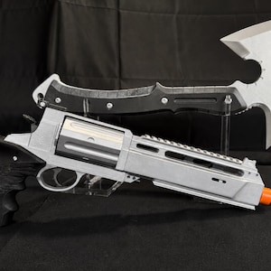 Revolver Cosplay - Etsy