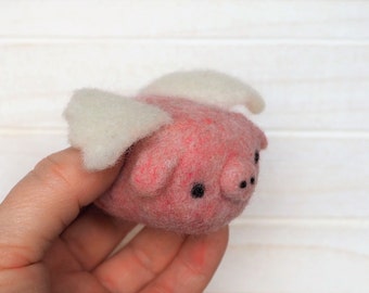 Flying Pig Plush Miniature Flying Pig Soft Sculpture Pig Needle Felted Pig with wings