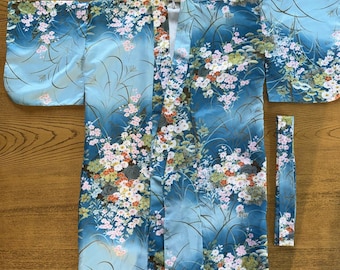 Kimono vintage de Tokio, bata japonesa azul con estampado floral, cinturón, talla M (40L)