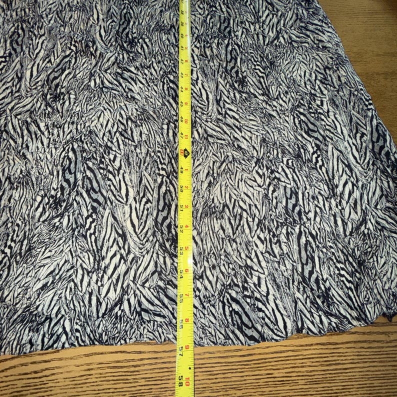 Anthropologie Leifsdottir Marinblå Krämfärgad Abstrakt 100% Siden Halter Maxiklänning 8 EUC bild 10