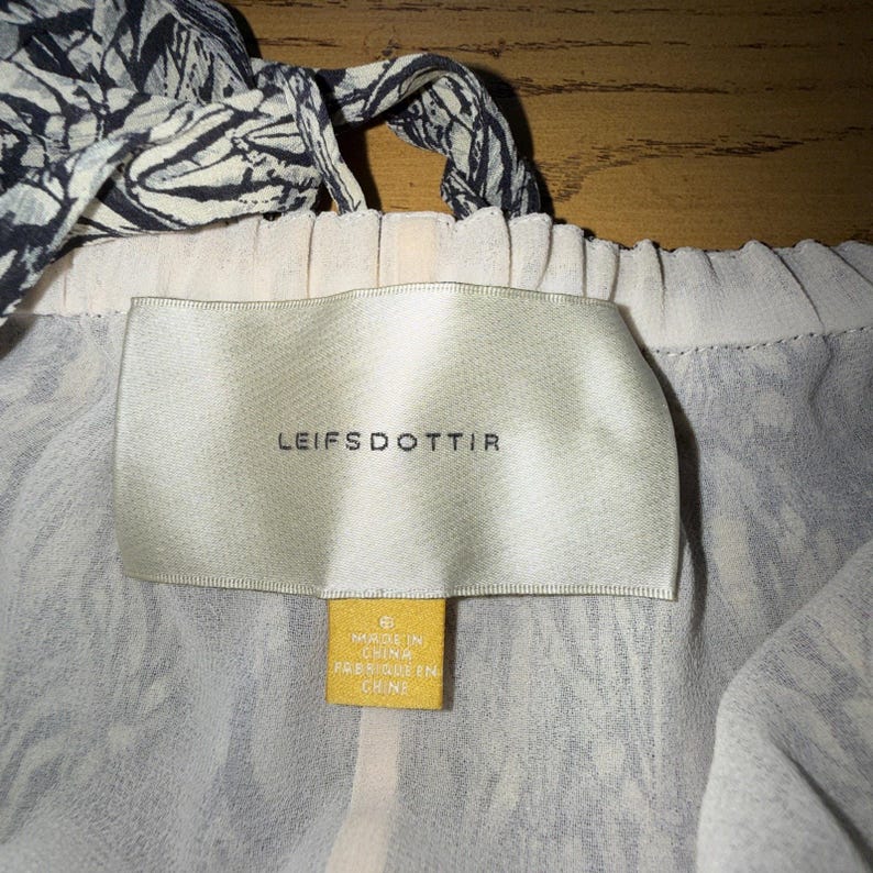 Anthropologie Leifsdottir Marinblå Krämfärgad Abstrakt 100% Siden Halter Maxiklänning 8 EUC bild 6