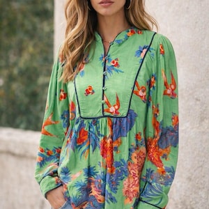 Anthropologie Green Bird Botanical Floral Blouse Whimsy Size XS Puff Sleeve EUC image 1