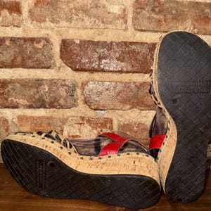 Donald J Pliner SHA Leopard Calf Hair Cork Wedge Sandals Red Croc Italy 7.5M image 6