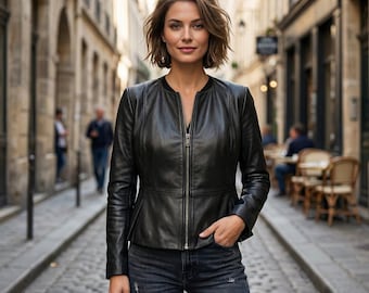 Chaqueta de cuero negra sin cuello para mujer estilo motero / Chaqueta de piel de cordero con cintura plisada estilo motero / Abrigo de cuero clásico