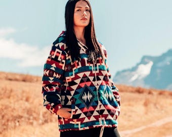 Alpaca Wool Hooded Jacket with pockets: Native American Tribal Design - Medium Size Unisex