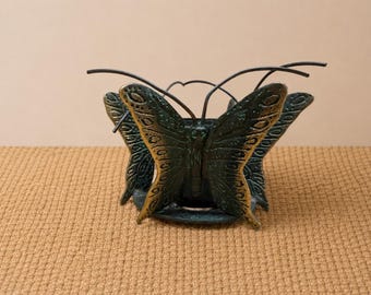 Vintage Schmetterlings-Teelichthalter aus Messing | 3-Schmetterlings-Design | Boho-Stil, von der Natur inspiriert | Kerzenständer aus Messing im Mid-Century-Stil mit Patina