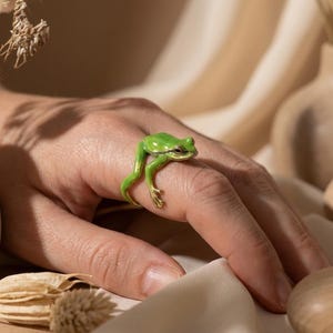 Minimalistischer Frosch Ring, Boho Ring, Tier Ring, Emaille Ring, Flexible Ring, Beste Freund Ringe, Paar Ringe, Maximalist Ring, Tier Schmuck klobig