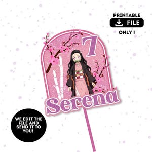 Peut inclure: Un cake topper rose et scintillant avec un personnage d'anime, des fleurs de cerisier et le nom "Serena". Le chiffre "7" est affiché. Le texte sur l'image indique "PRINTABLE FILE ONLY!" et "WE EDIT THE FILE AND SEND IT TO YOU!"