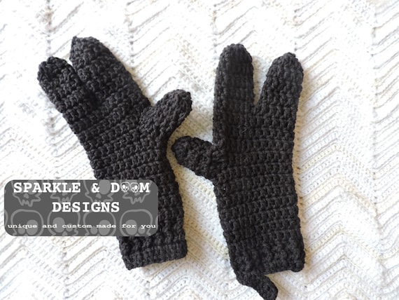 Minion Mitts, MADE TO ORDER Crochet Gloves Despicable Me Handmade