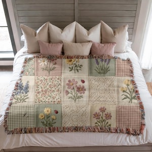 Cottagecore Patchwork Floral Blanket, Shabby Chic Woven Blanket, Cozy Farmhouse Decor, Soft Floral Gift, cottagecore quilt patchwork