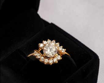 Vintage Gold Tone Evil Eye Ring | Size 10 |Clear Rhinestones | Unsigned