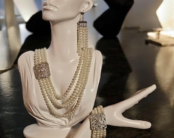 Smyckeset i vintagestil med konstpärlor | Halsband, armband och örhängen med strass