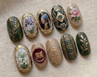 Vintage Book Press On Nails / Renaissance Art Nails / Antique Frame Nails / Dark Academia Nails / Elegant Gold Vintage Nail Art
